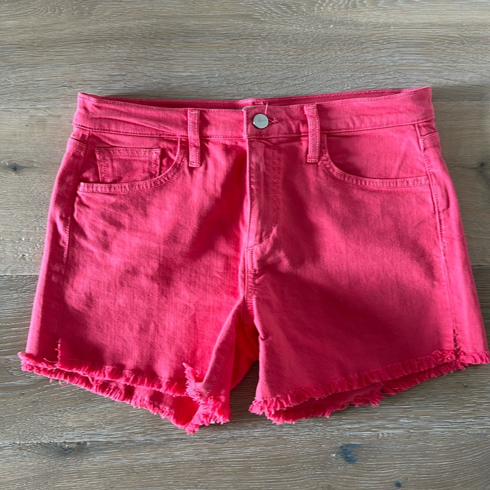 Joe’s Jeans 4” cut off The Ozzie